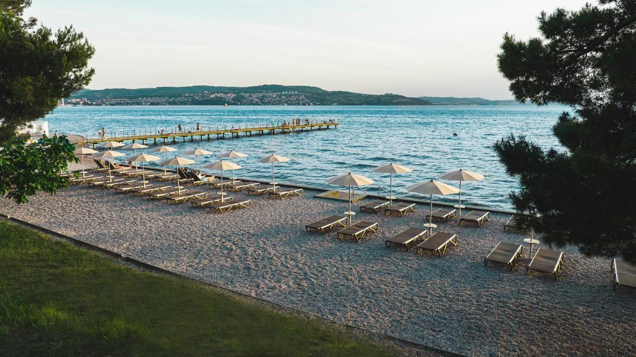 Villa Cedra - Hotel & Resort Adria Ankaran Exterior photo